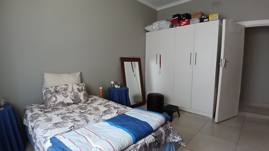 To Let 3 Bedroom Property for Rent in Sydenham Eastern Cape